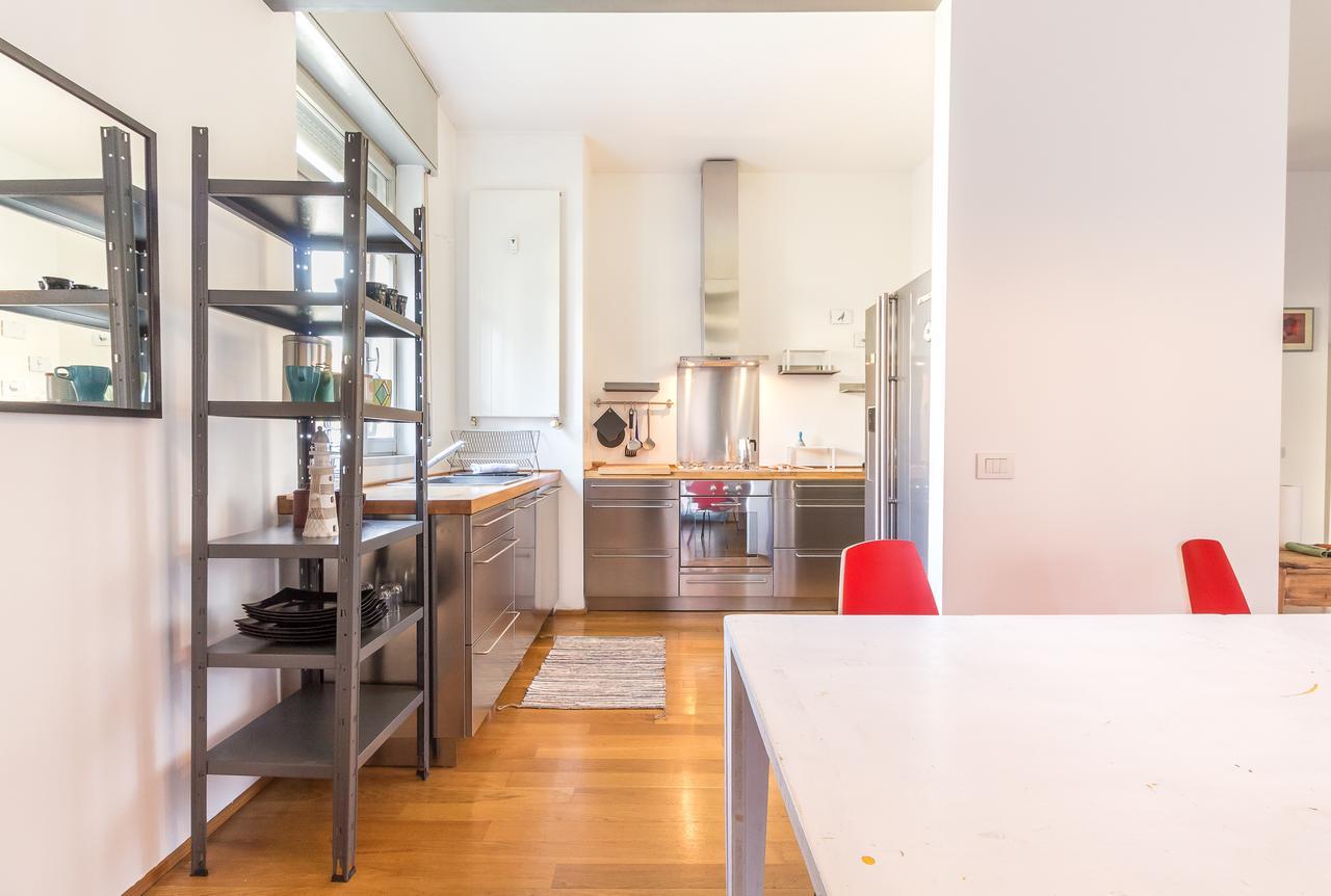 Alessia'S Flat- L'8 E Mezzo Apartment Milano Ngoại thất bức ảnh